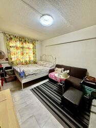 Blk 28 Brickworks Estate (Bukit Merah), HDB 3 Rooms #580323481